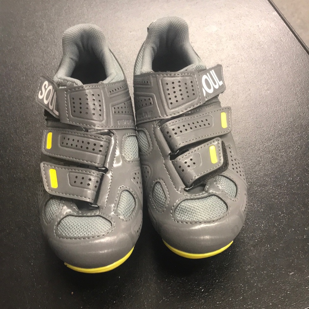 Soul cycle spin shoes